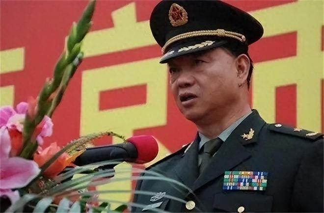 任过两个军区的司令员如今72岁了米乐m6网站他是将军的小儿子曾担(图2)