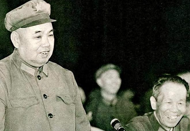 任过两个军区的司令员如今72岁了米乐m6网站他是将军的小儿子曾担(图10)